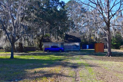 4893 Erika Place Hollywood SC 29449