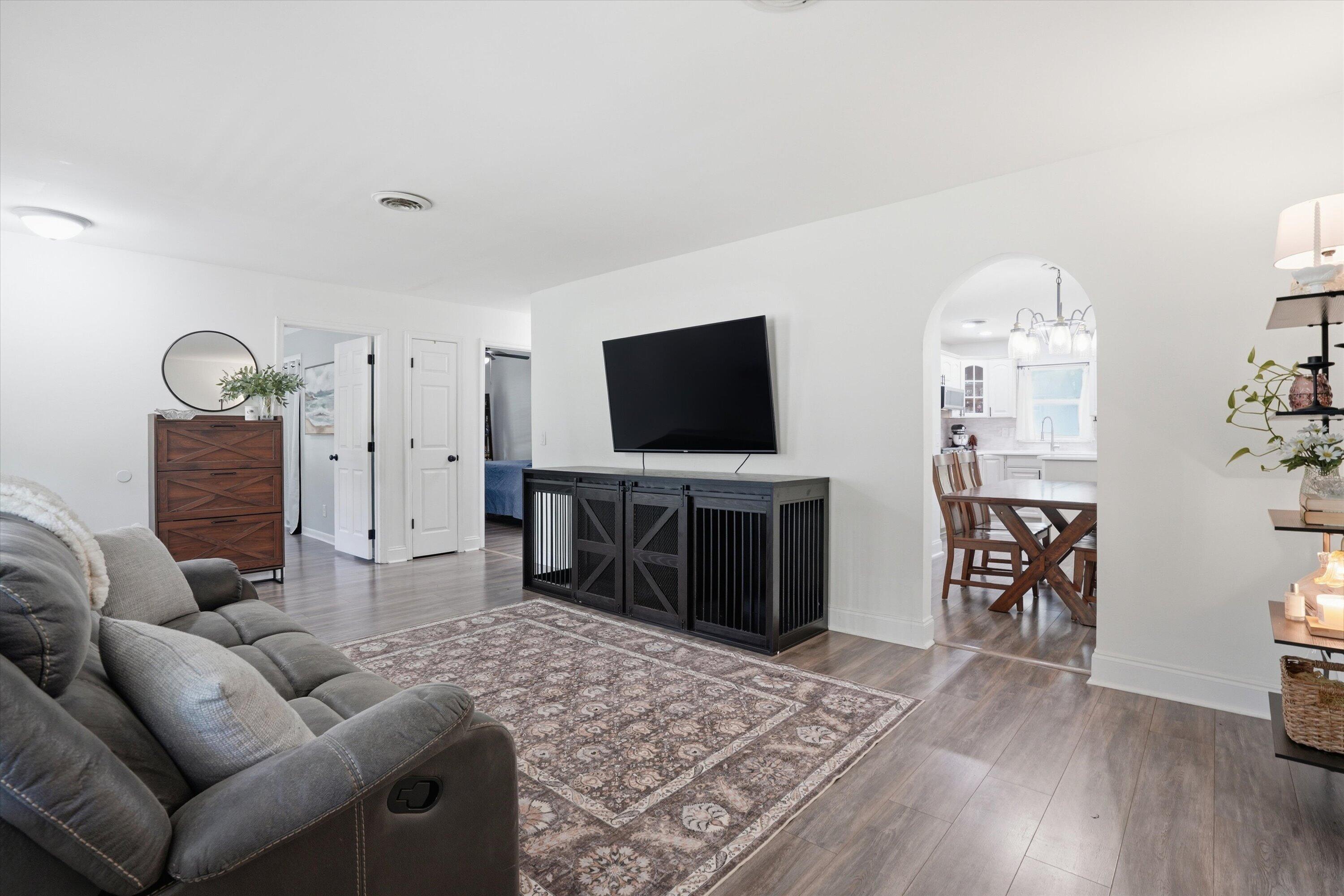 403 Forest Circle