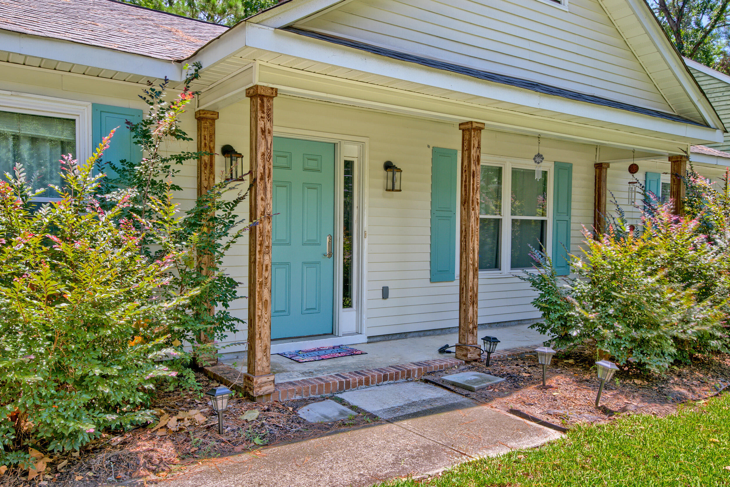 528 Castle Hall Road