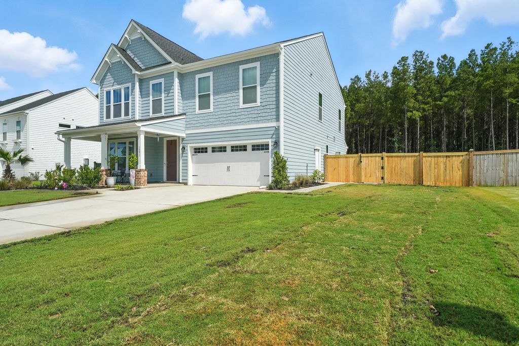 Photo of 1351 Homecoming Boulevard, Ravenel, SC 29470 (MLS # 25024580)