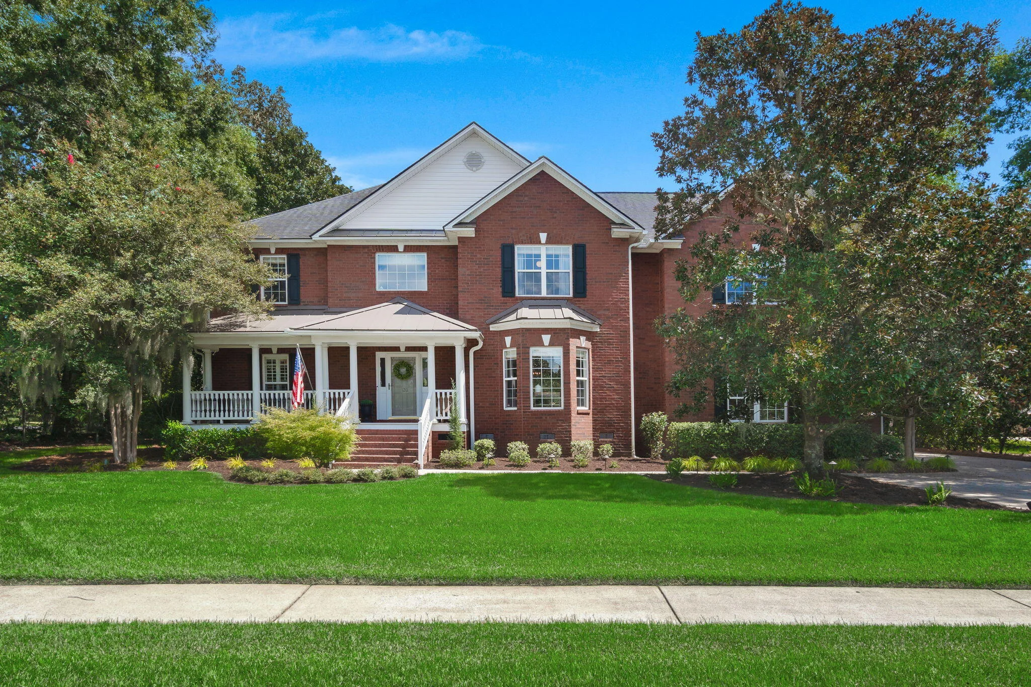 120 Thames Drive