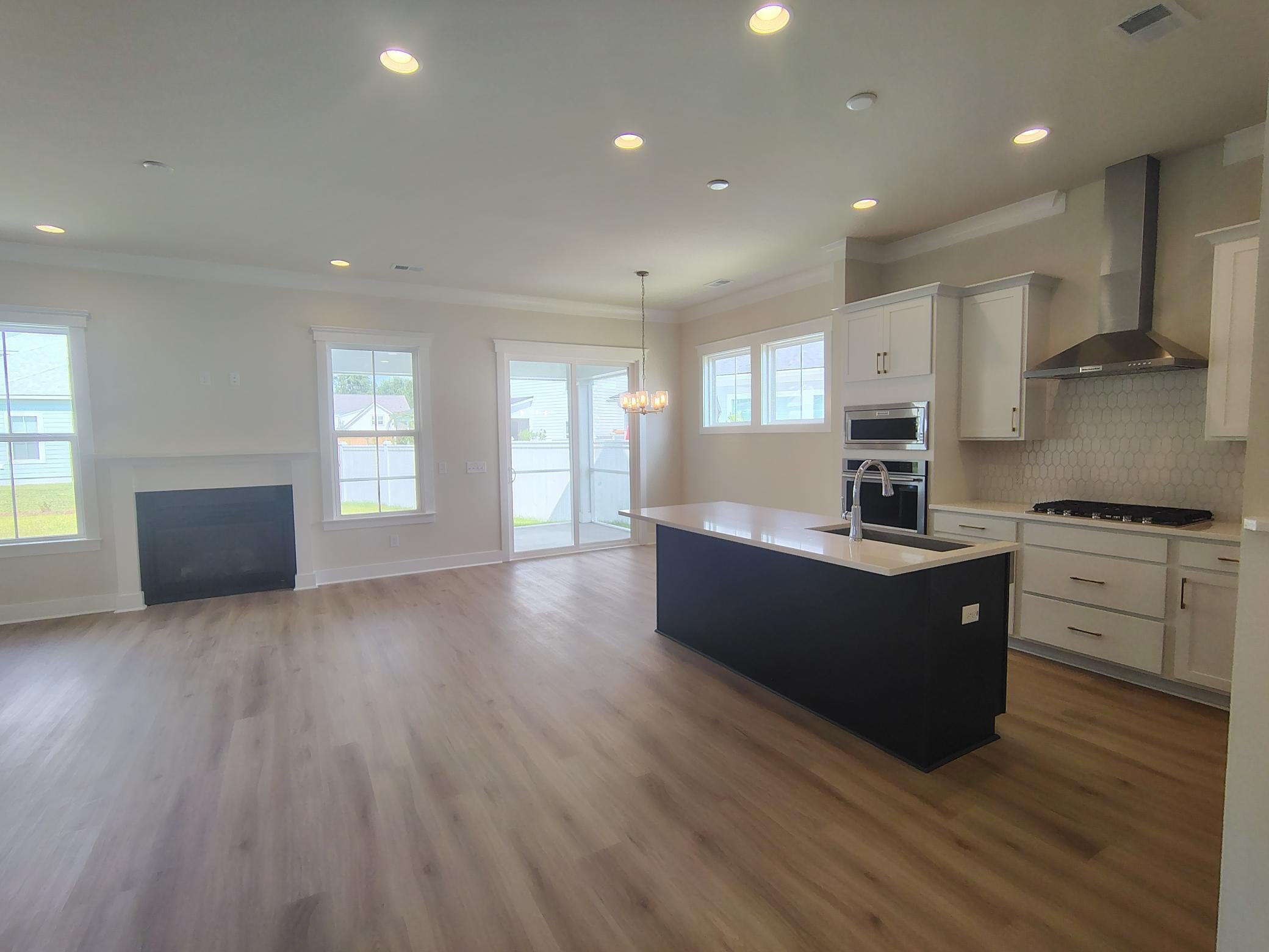 318 Brightside Trail