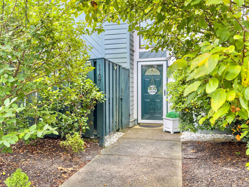 Photo of 1127 Hidden Cove Drive #Unit 35, Mount Pleasant, SC 29464 (MLS # 25031521)