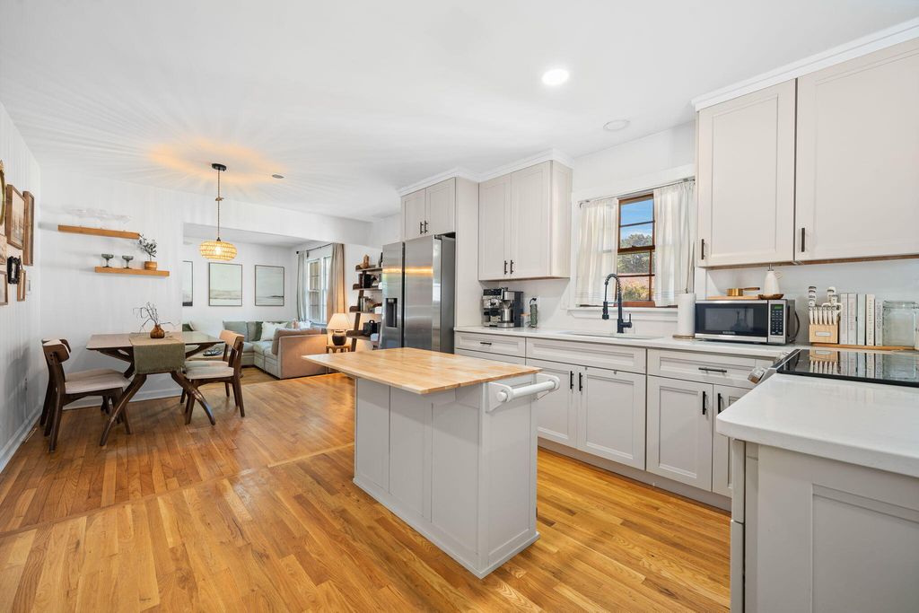 Photo of 5325 Helene Drive, North Charleston, SC 29418 (MLS # 25030377)