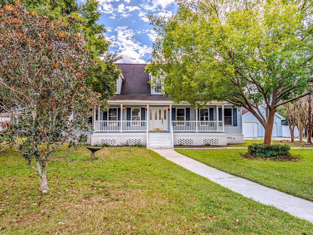 Photo of 1406 Cooper River Boulevard, Moncks Corner, SC 29461 (MLS # 25027537)