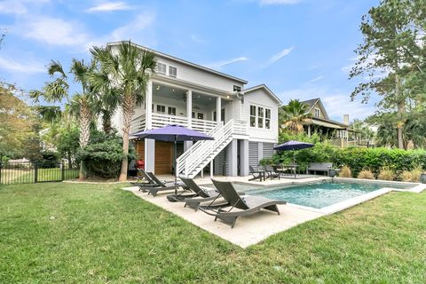 A home in Mount Pleasant