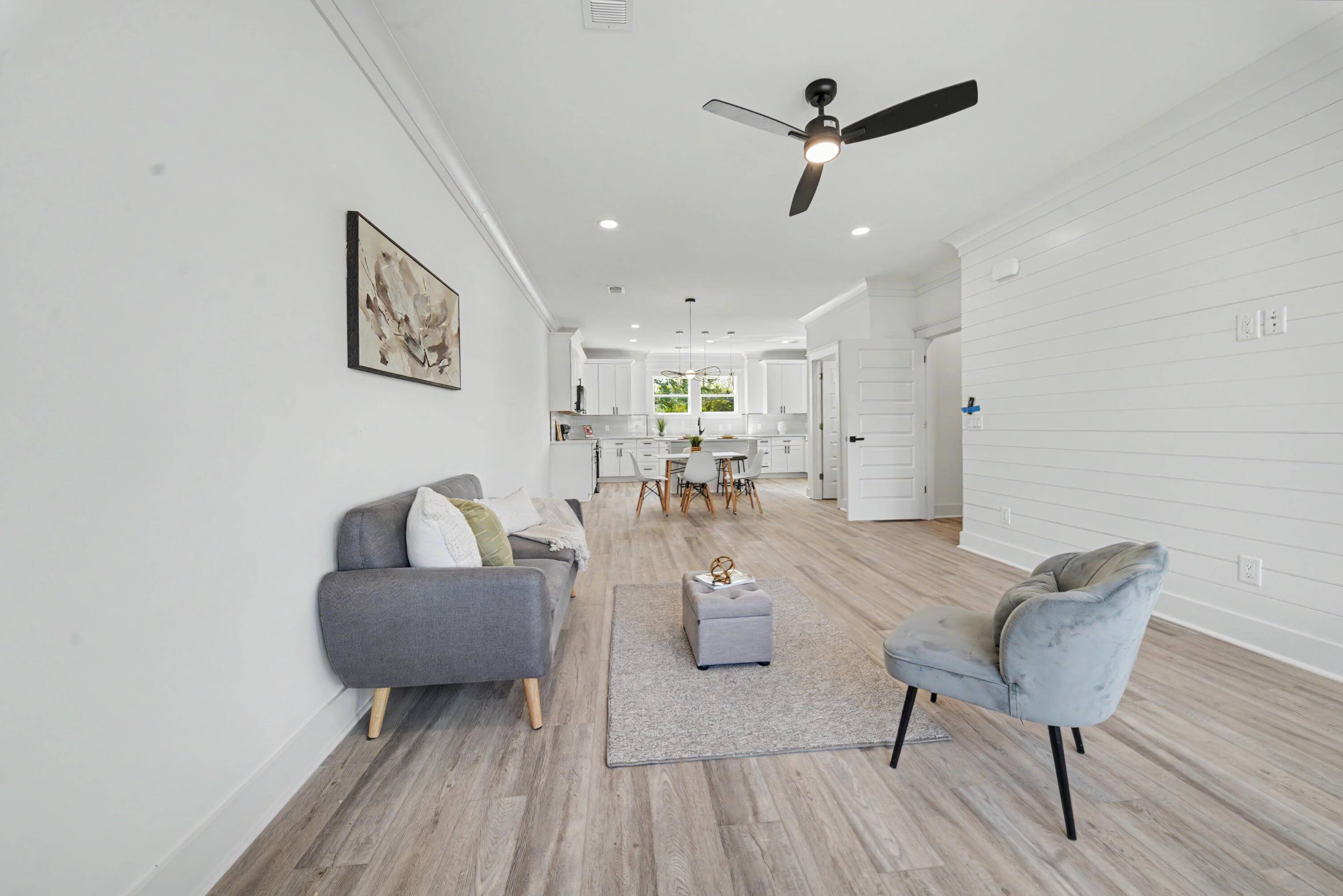 2016 Comstock Avenue