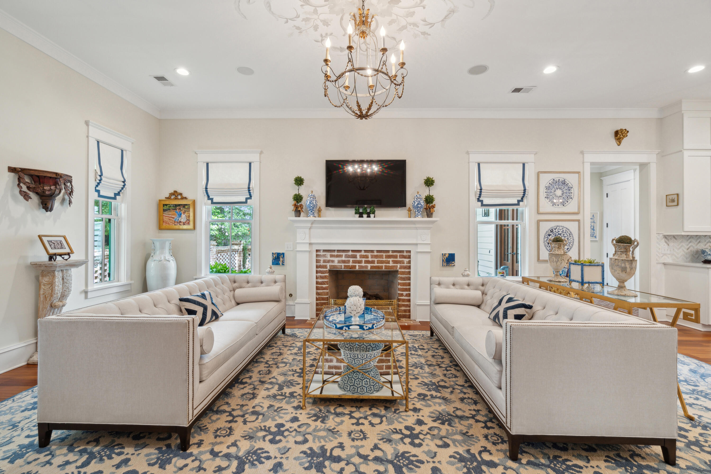 28 Robert Mills Circle