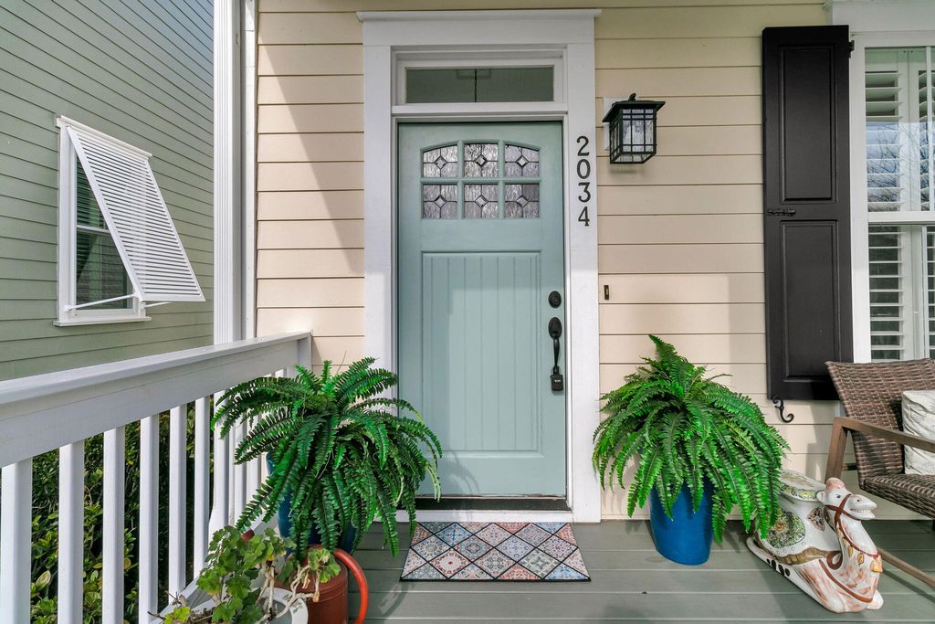 Photo of 2034 Pierce Street, Charleston, SC 29492 (MLS # 26000946)