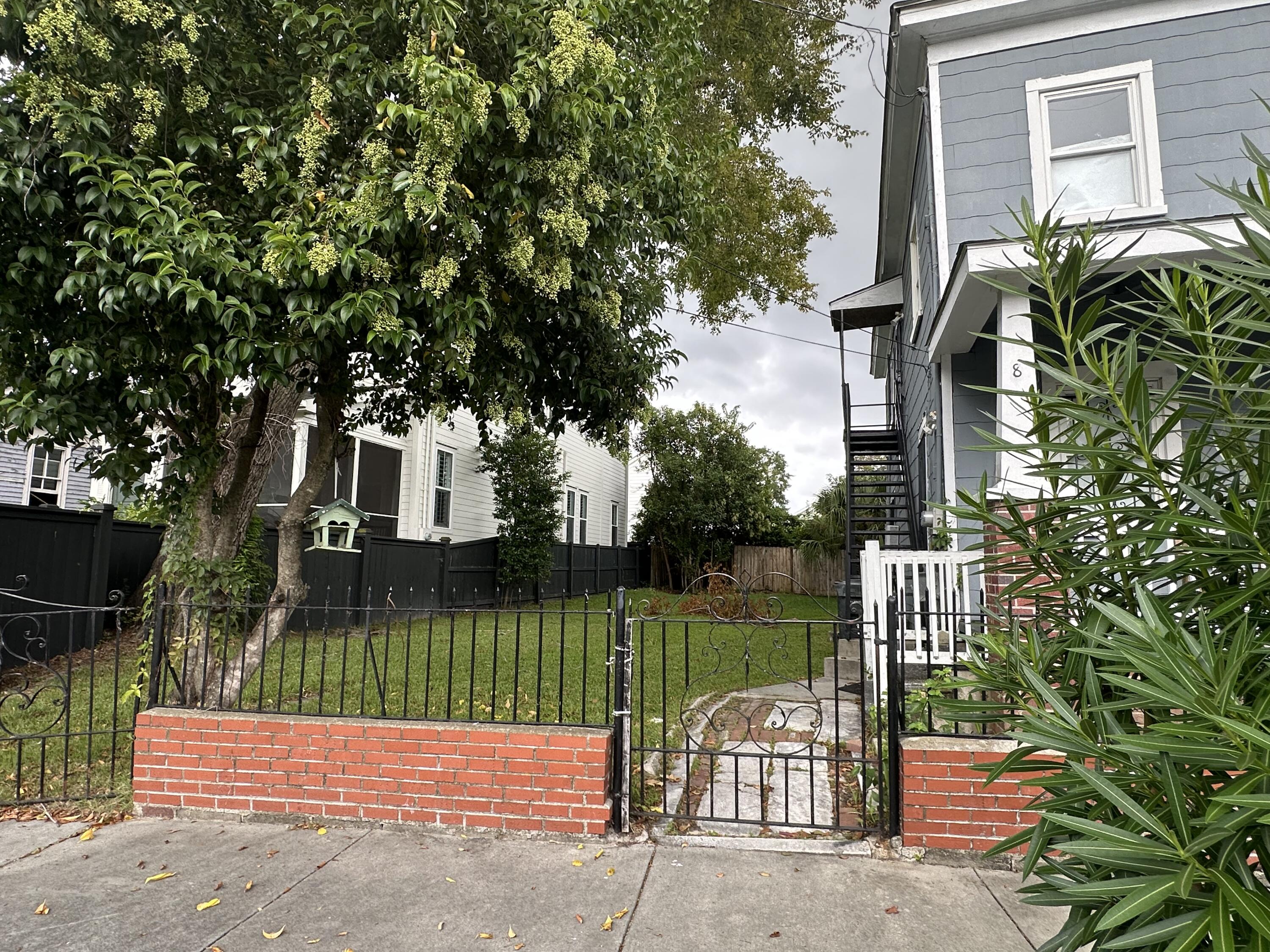 8 Maverick Street