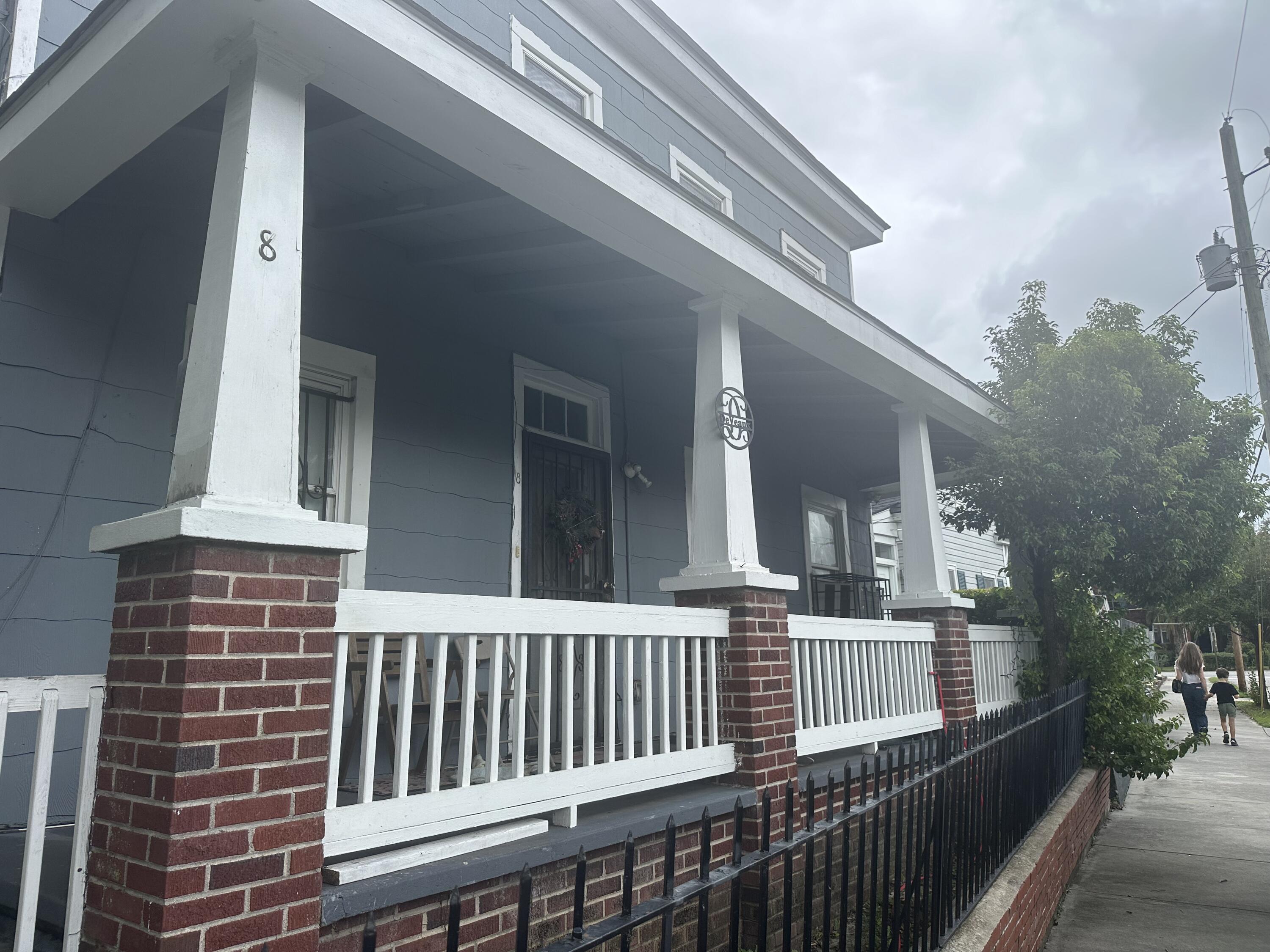 8 Maverick Street