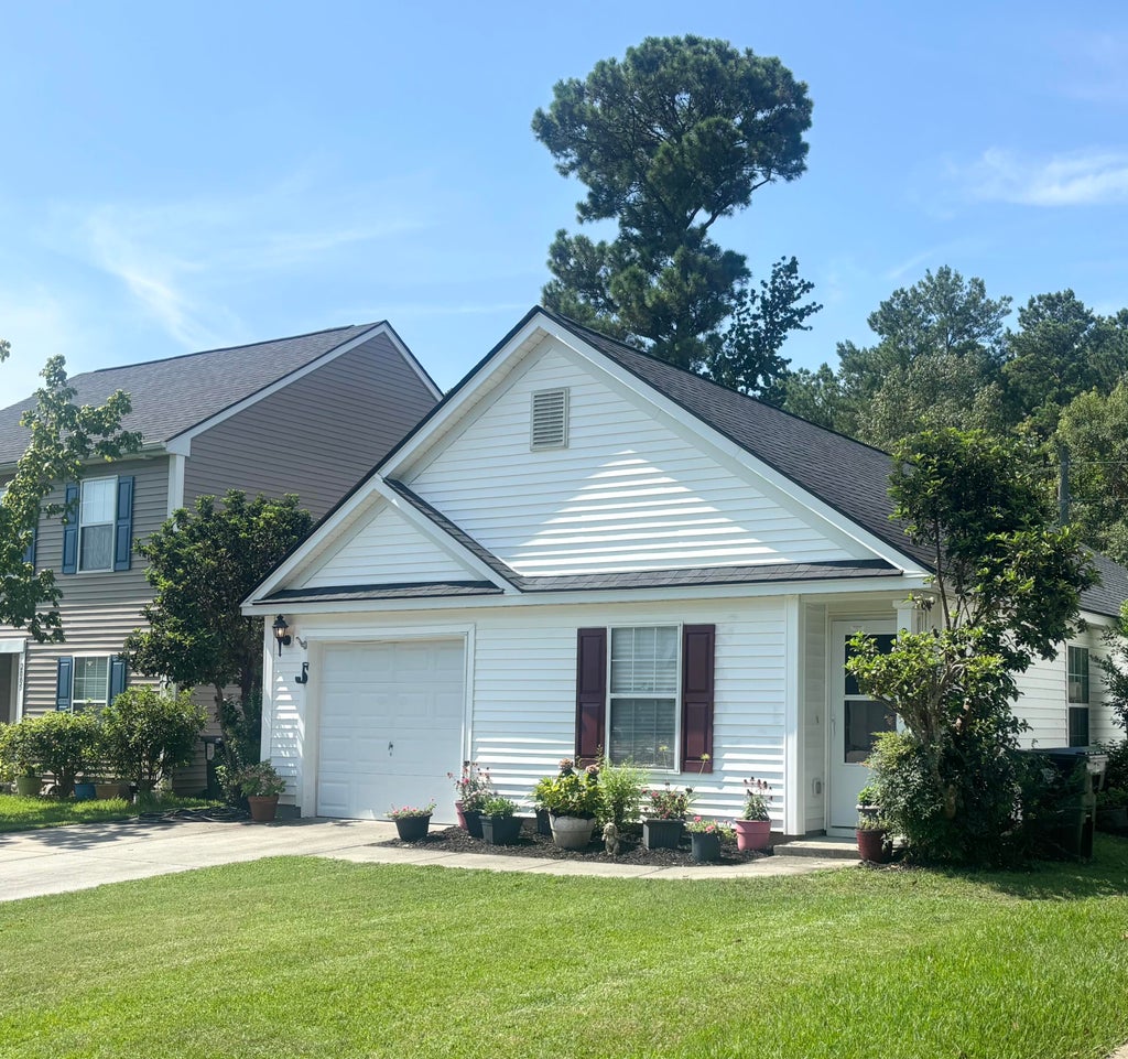 Photo of 2003 Bearclaw Drive, Goose Creek, SC 29445 (MLS # 26020781)