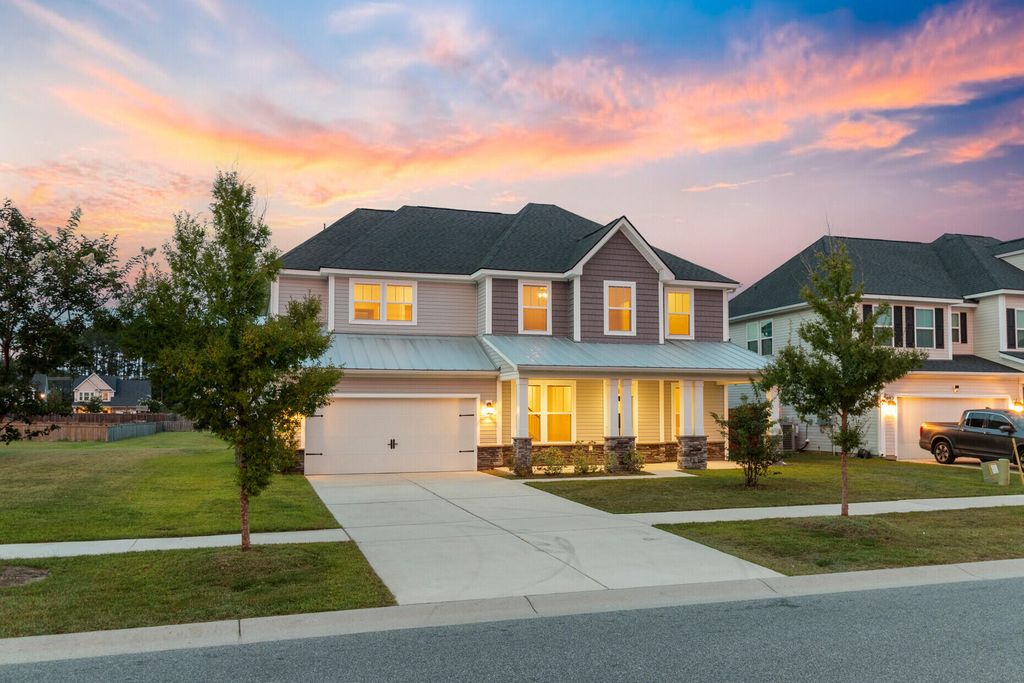 Photo of 461 Spectrum Road, Summerville, SC 29486 (MLS # 26005505)