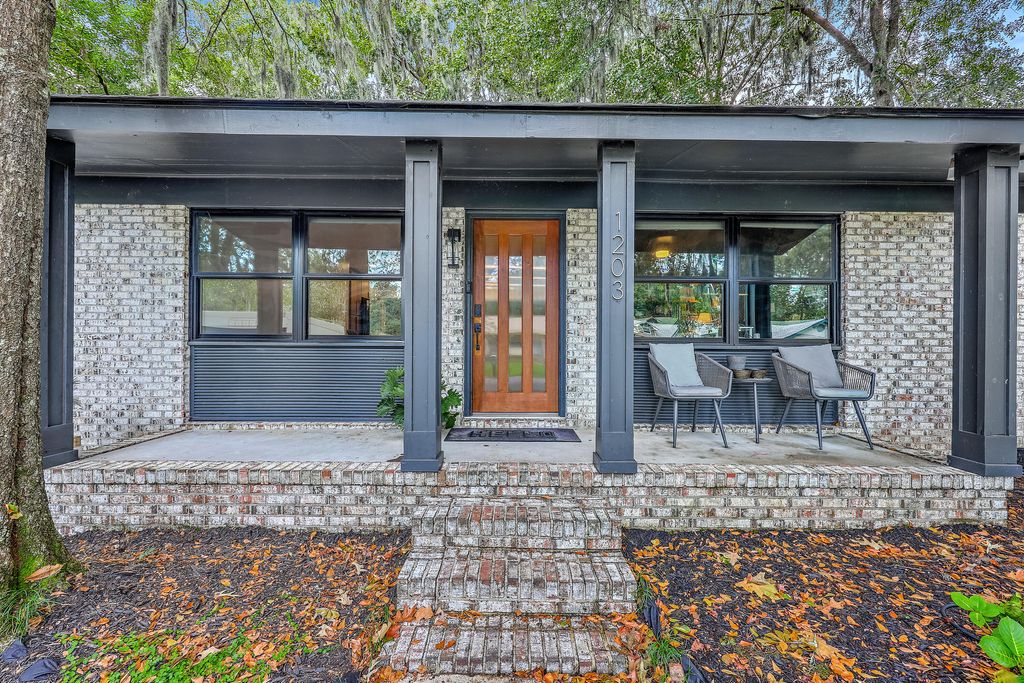 Photo of 1203 Valley Drive, Hanahan, SC 29410 (MLS # 25027057)