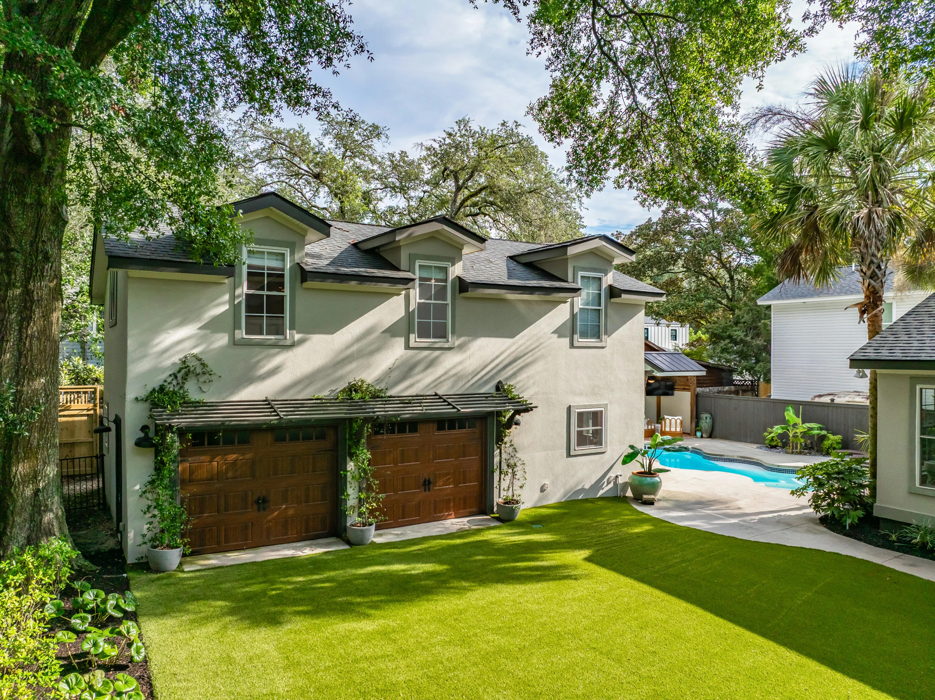 2164 Medway Road