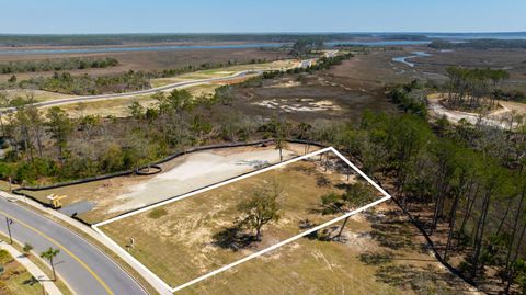 1077 Ship Builder Street Charleston SC 29492