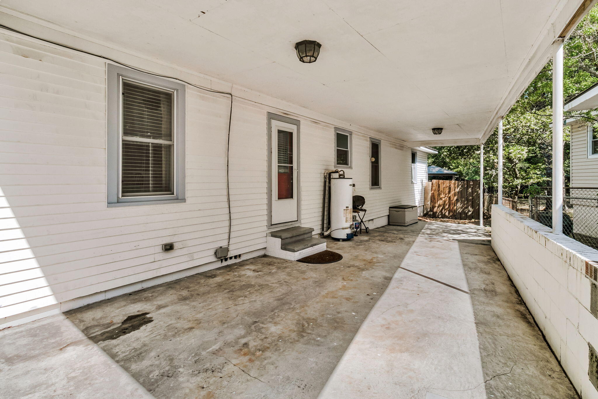 1178 Leesville Street