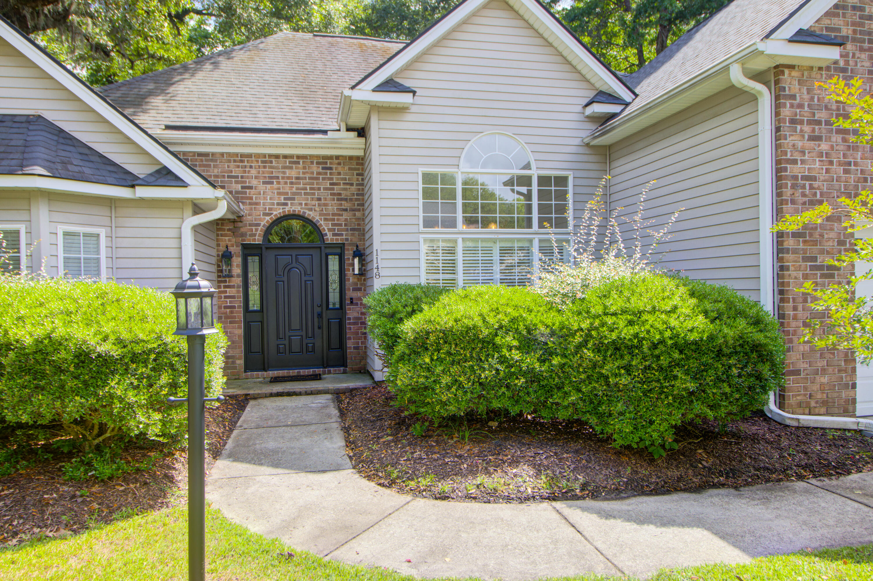 1148 Black Rush Circle
