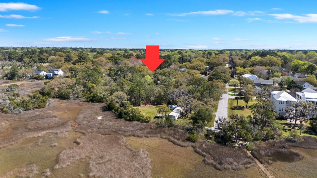 Photo of 2286 Woodland Shores Road, Charleston, SC 29412 (MLS # 26007712)