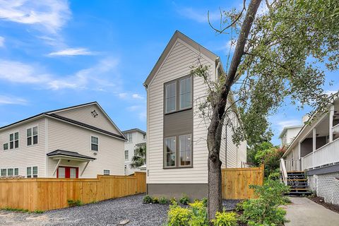 A home in Mount Pleasant