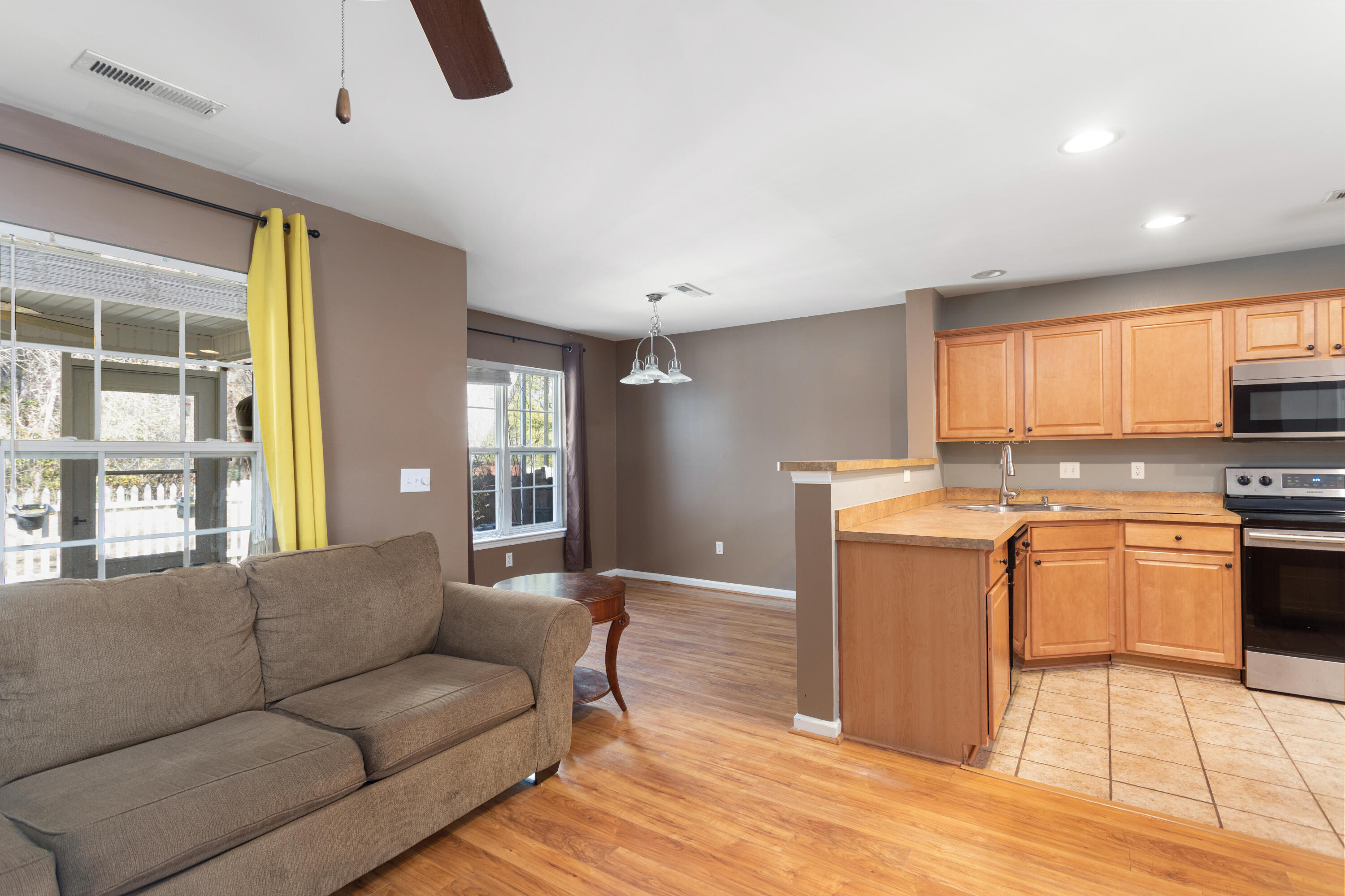 8653 Grassy Oak Trail