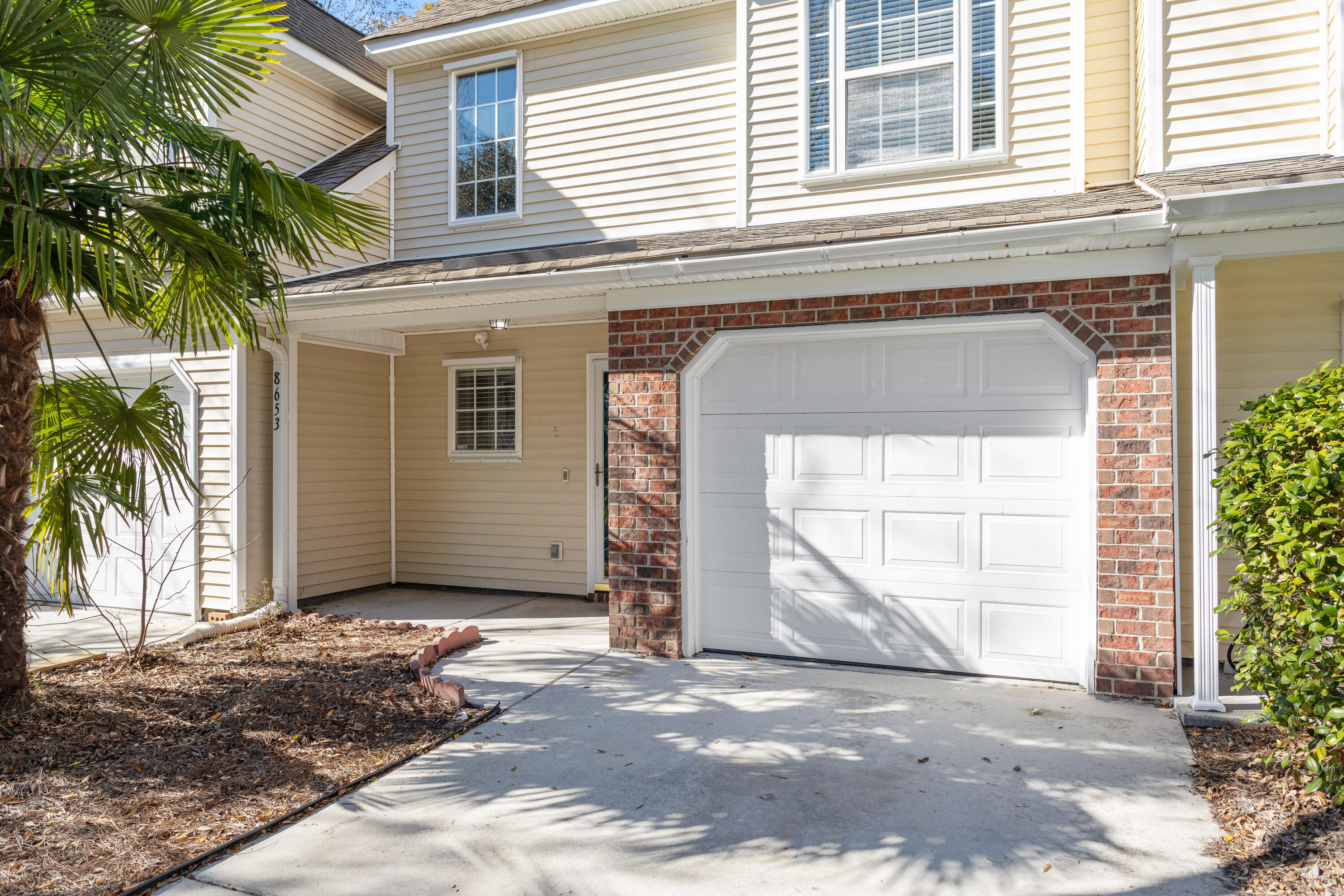 8653 Grassy Oak Trail