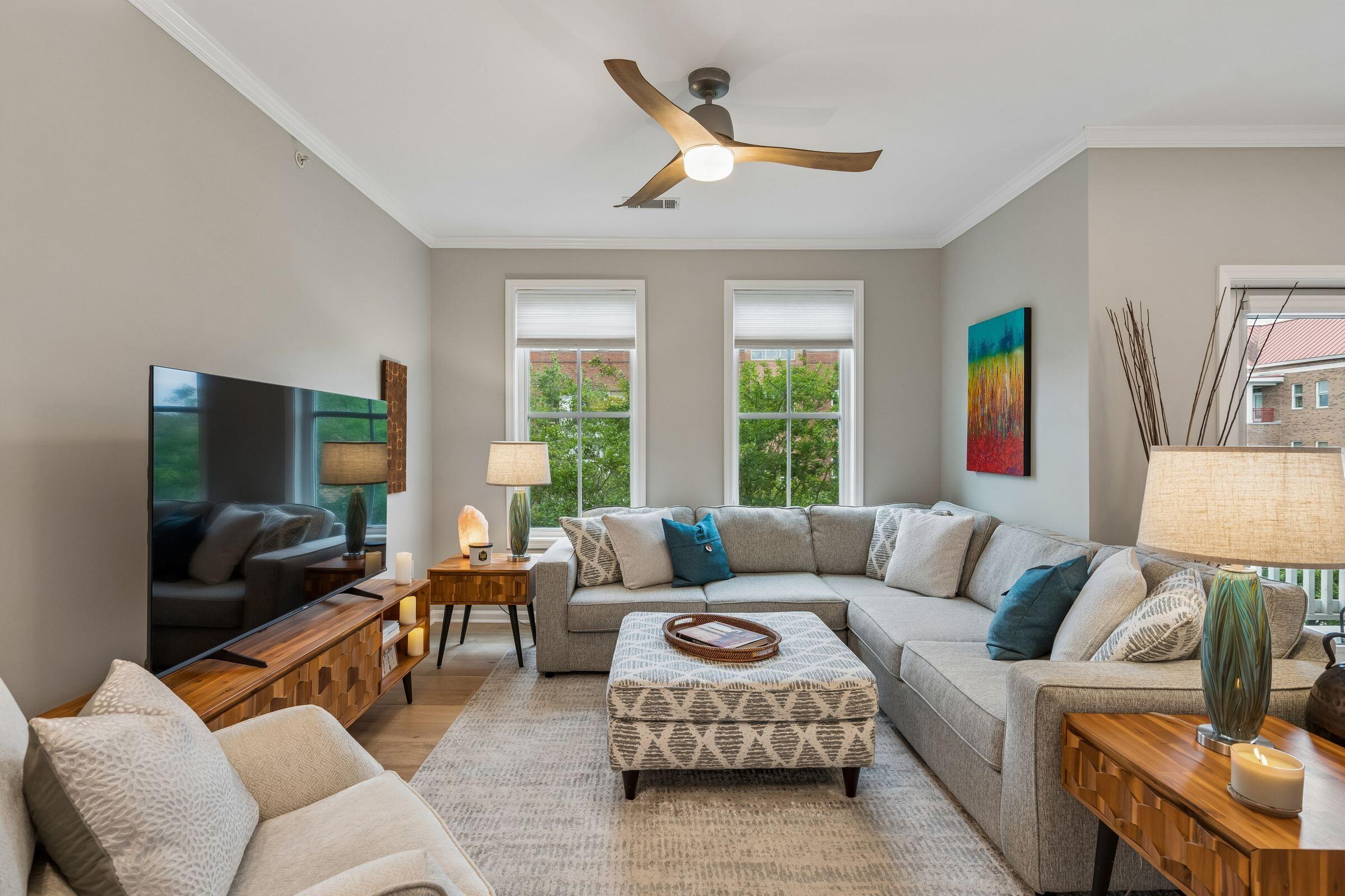 250 Seven Farms Drive 302