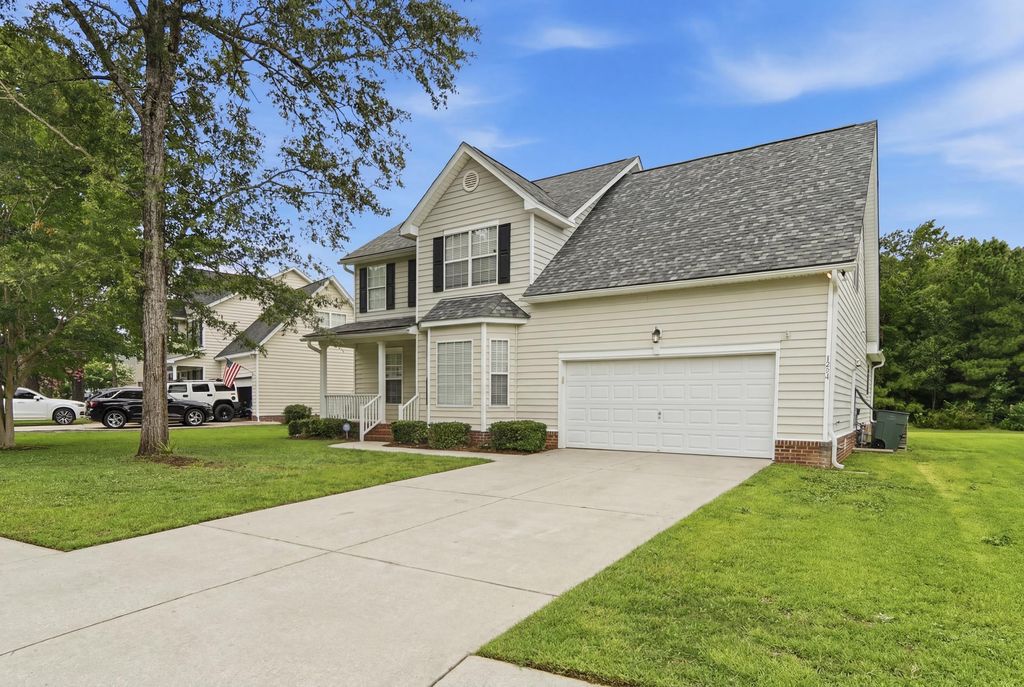 Photo of 1224 Creek Stone Way, Hanahan, SC 29410 (MLS # 26017965)