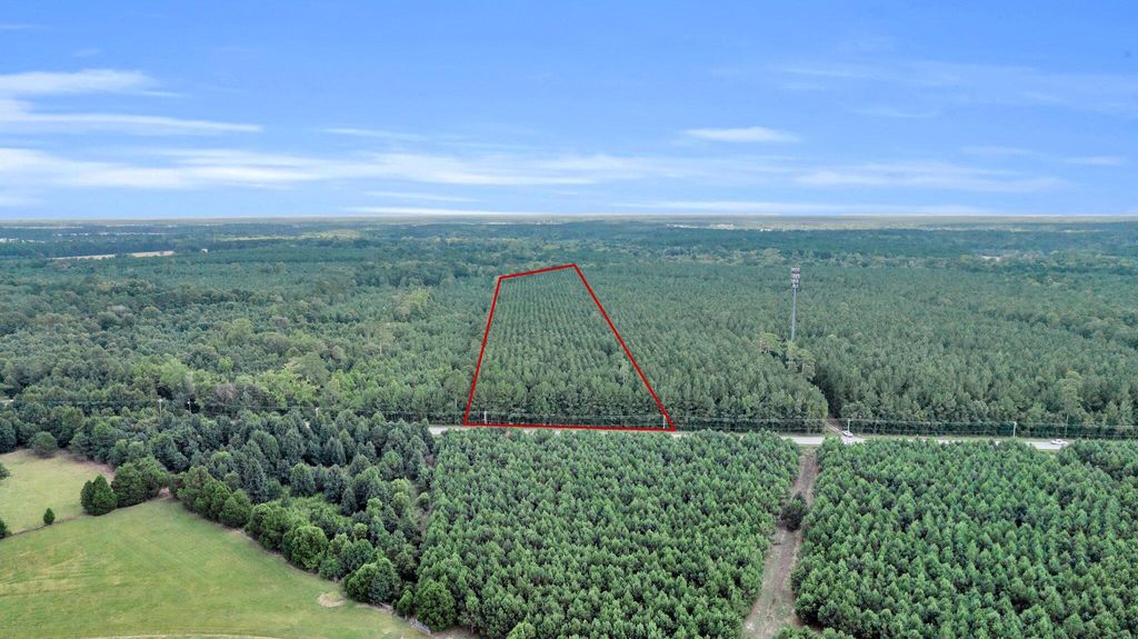 Photo of 00 Jedburg Road, Summerville, SC 29486 (MLS # 24024090)