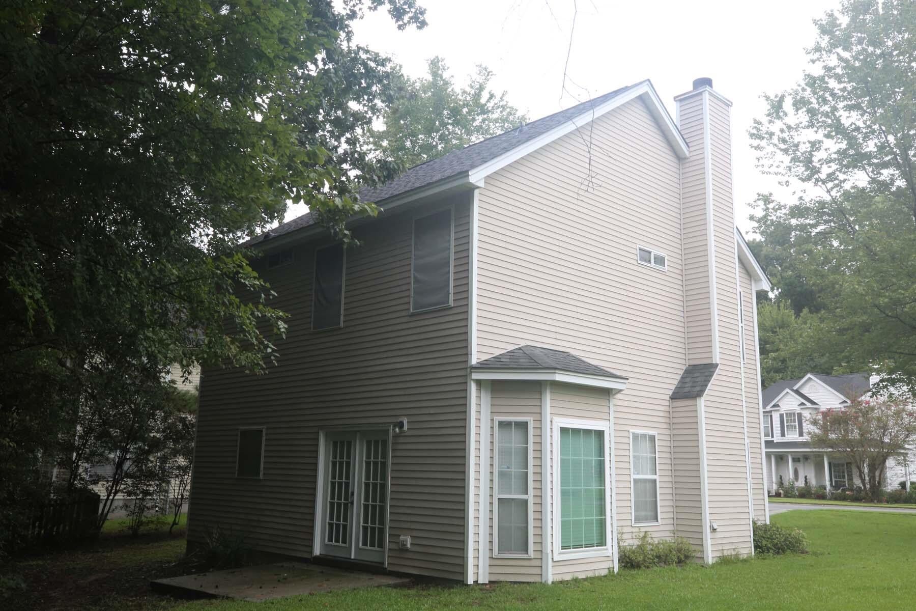 111 W Hartwick Lane