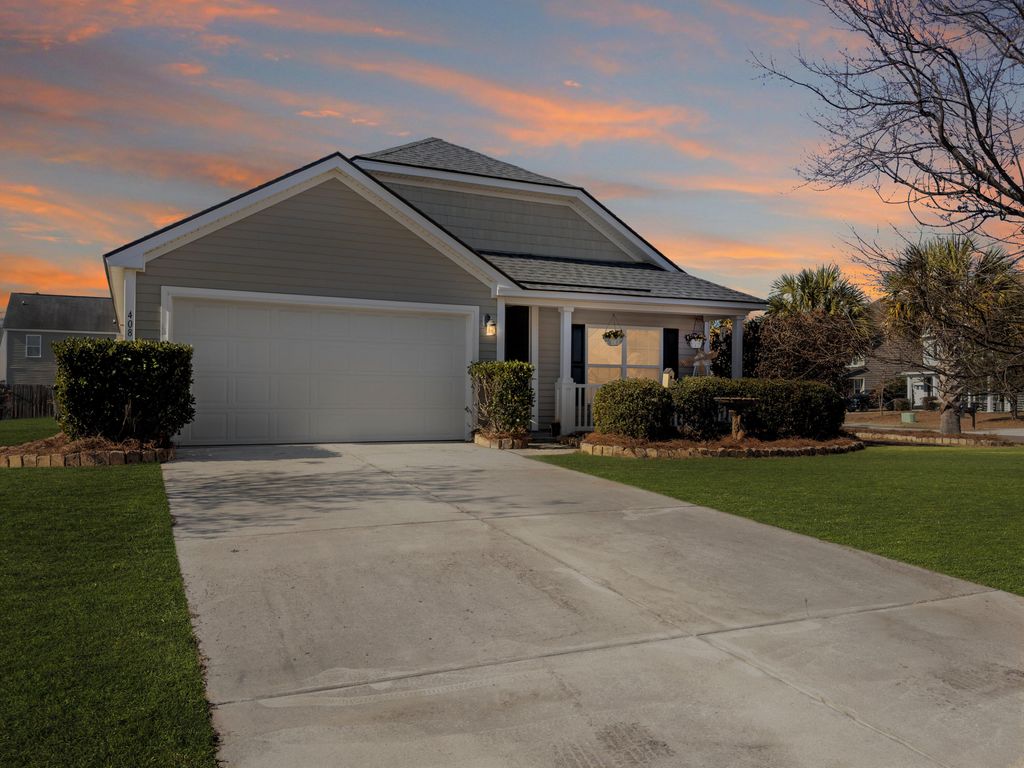 Photo of 408 Lakewind Drive, Moncks Corner, SC 29461 (MLS # 26003584)