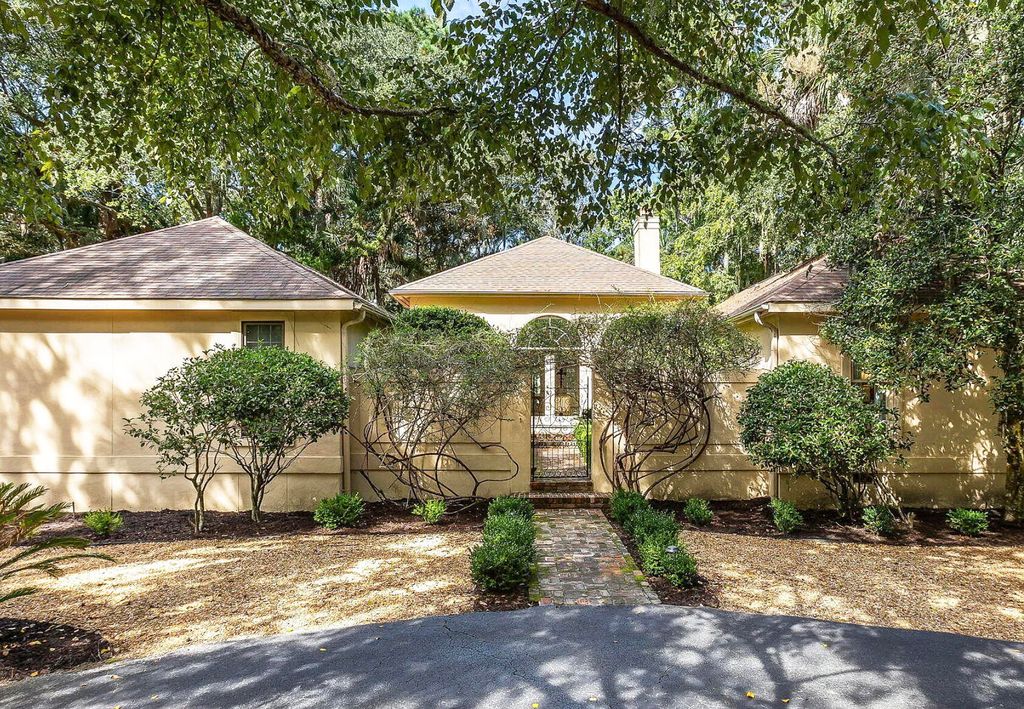 Photo of 2616 Seabrook Island Road, Seabrook Island, SC 29455 (MLS # 25032007)