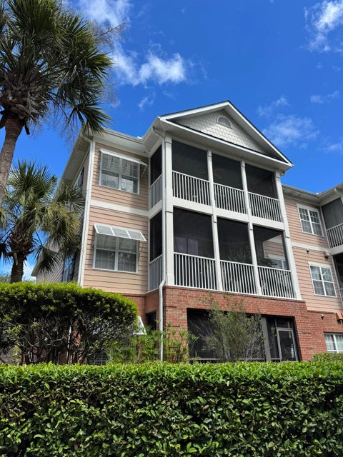 Photo of 1907 Basildon Road, Mount Pleasant, SC 29466 (MLS # 26025287)