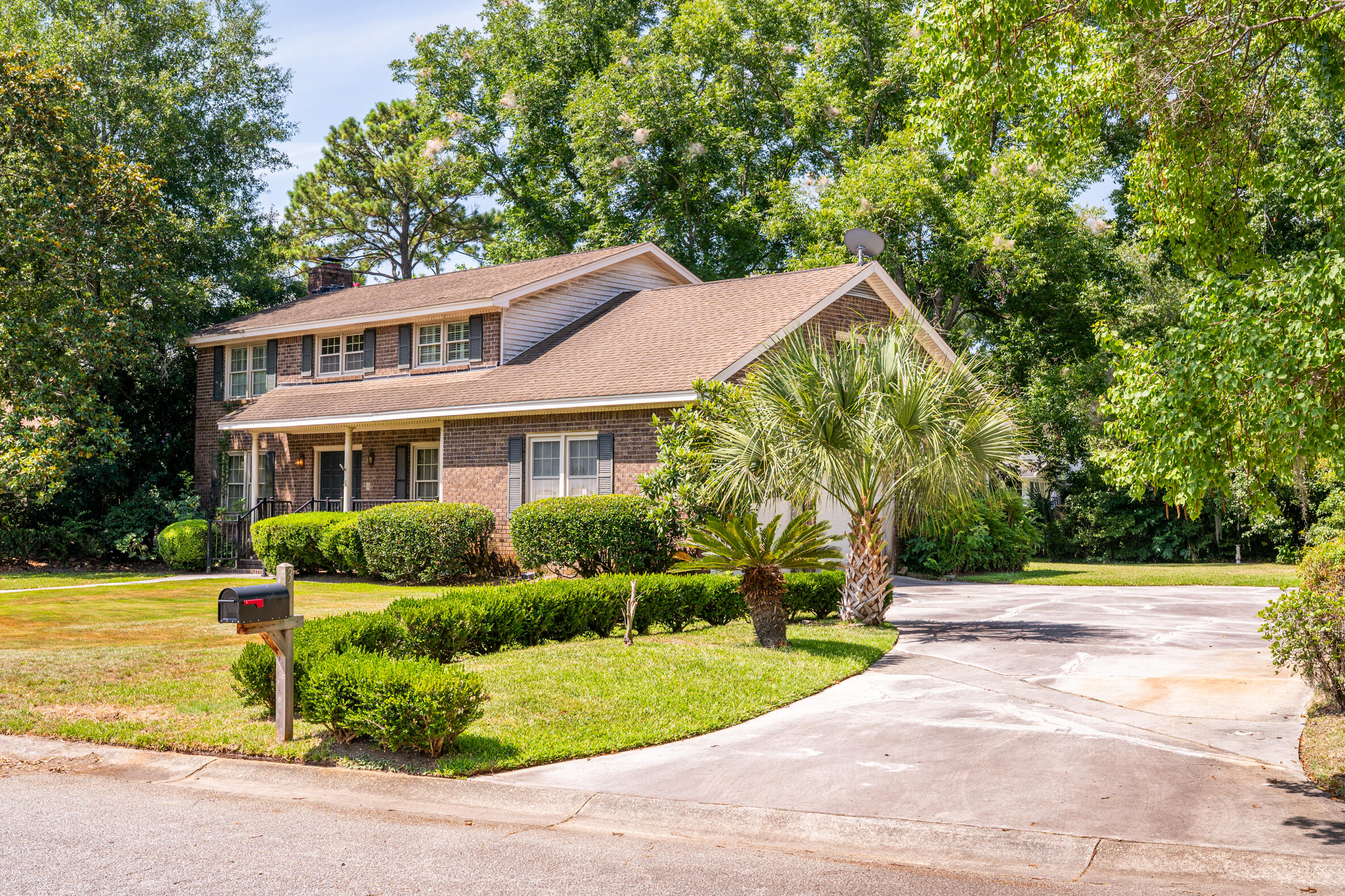 3 Waters Edge Court