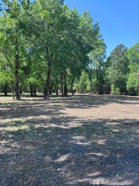 465 E Main Street Moncks Corner SC 29461