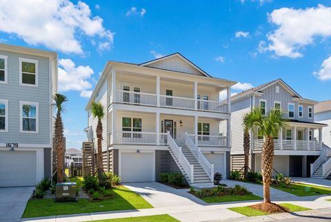 Photo of 1675 Cultivation Lane, Mount Pleasant, SC 29466 (MLS # 26006531)
