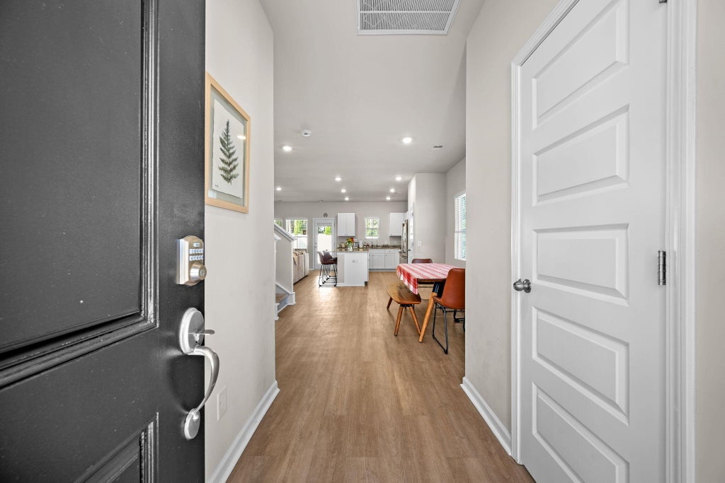 Photo of 4023 E Associate Drive, North Charleston, SC 29418 (MLS # 26028507)