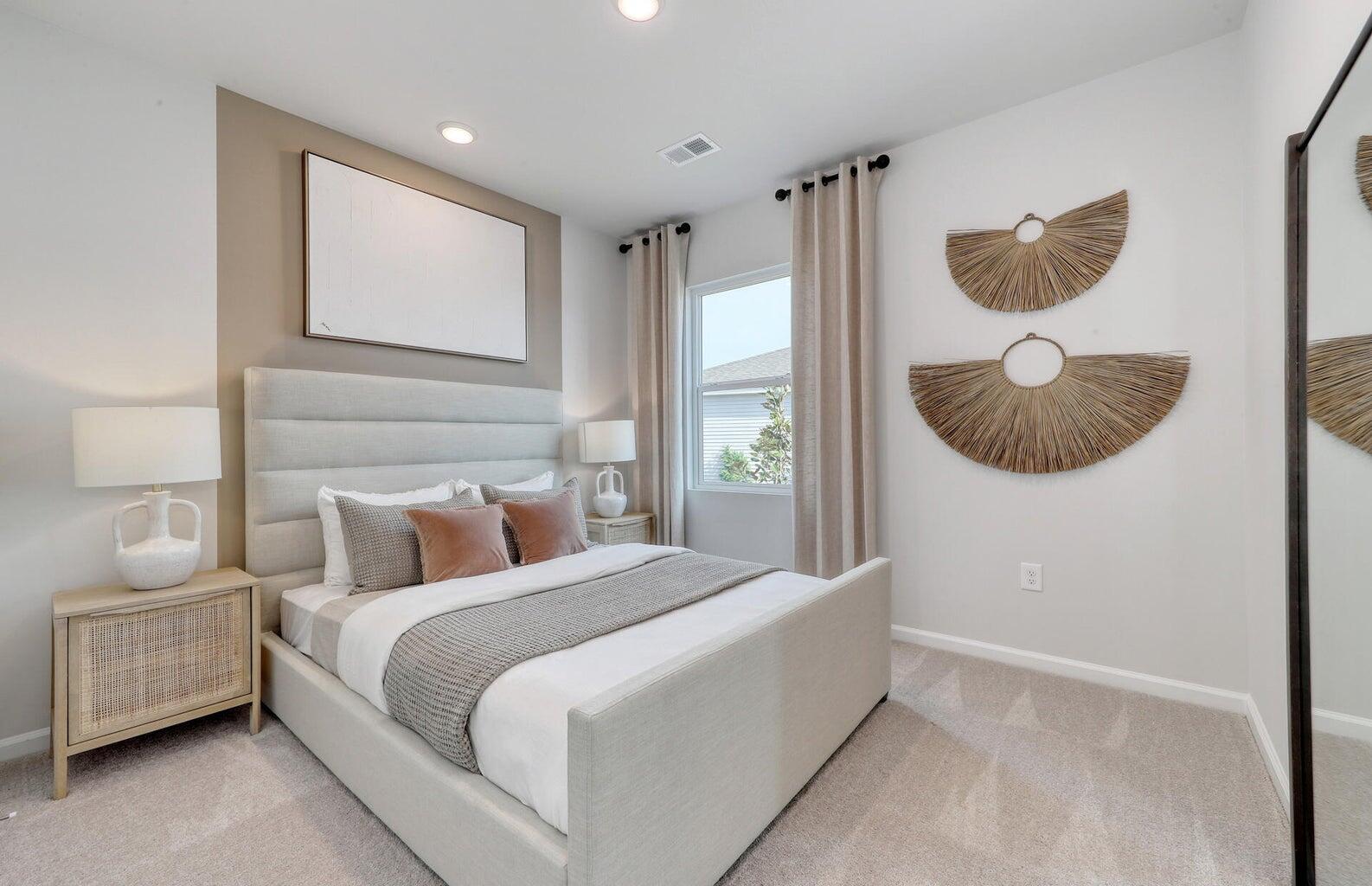 845 Meadowbrook Lane