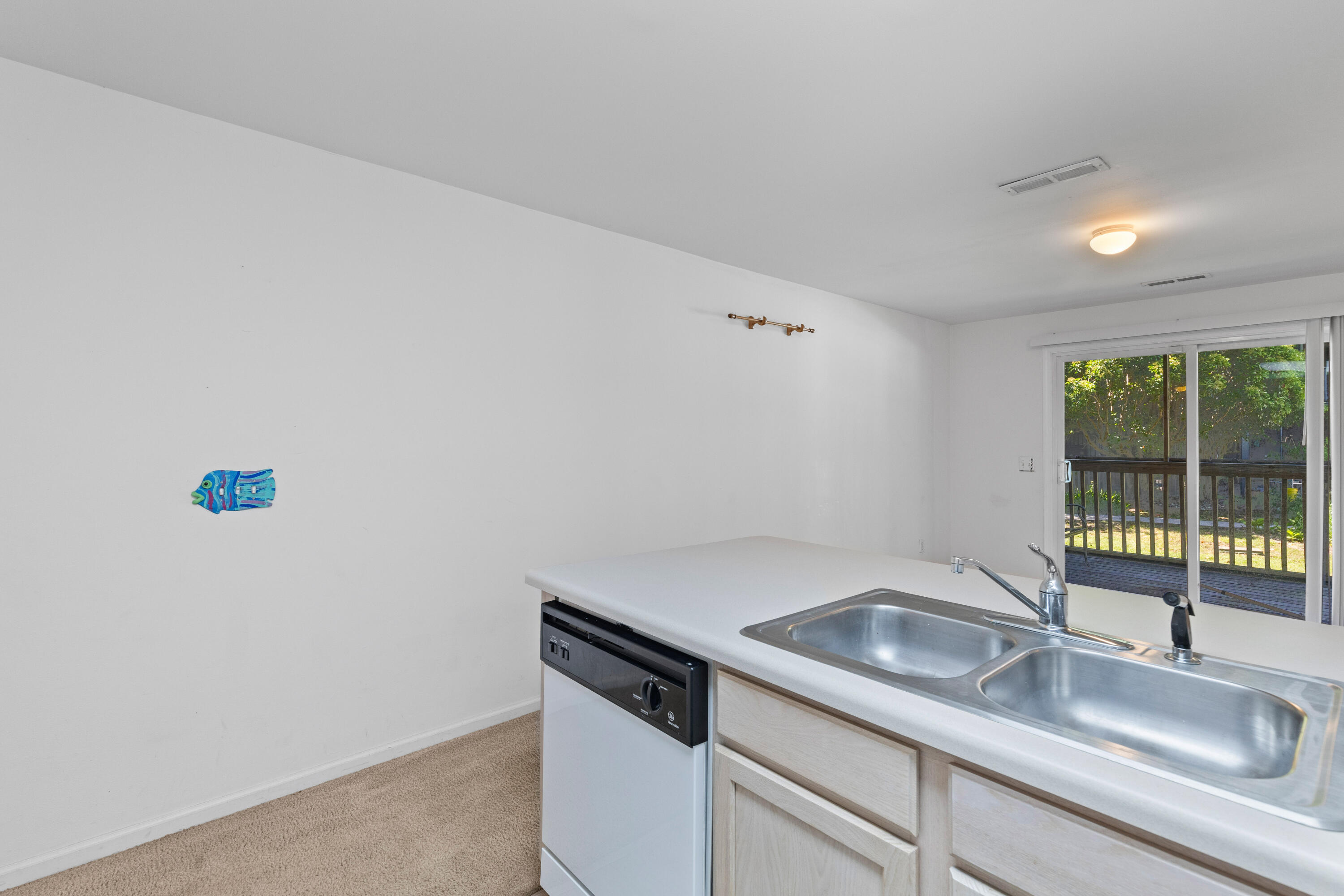 1530 Fort Johnson Road 3c