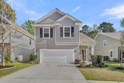 Photo of 3769 Sawmill Court, Mount Pleasant, SC 29466 (MLS # 26006159)
