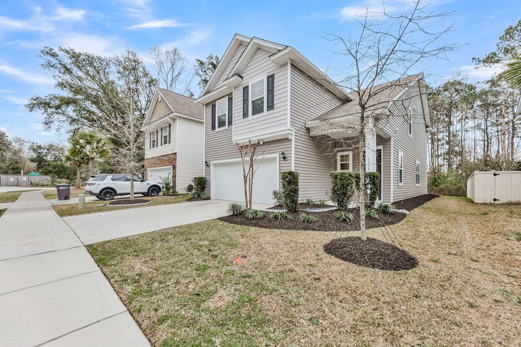Photo of 3769 Sawmill Court, Mount Pleasant, SC 29466 (MLS # 26006159)