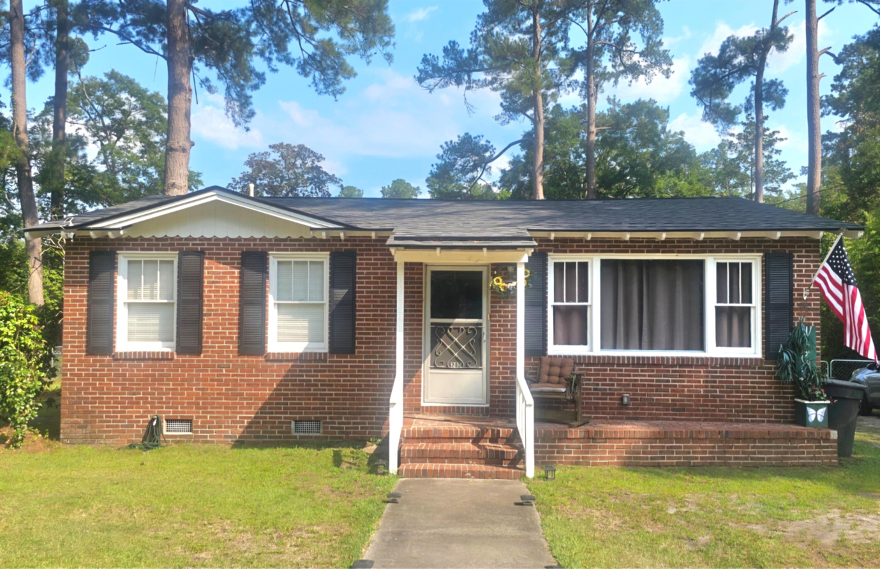 205 Forest Circle, Walterboro, SC, 29488