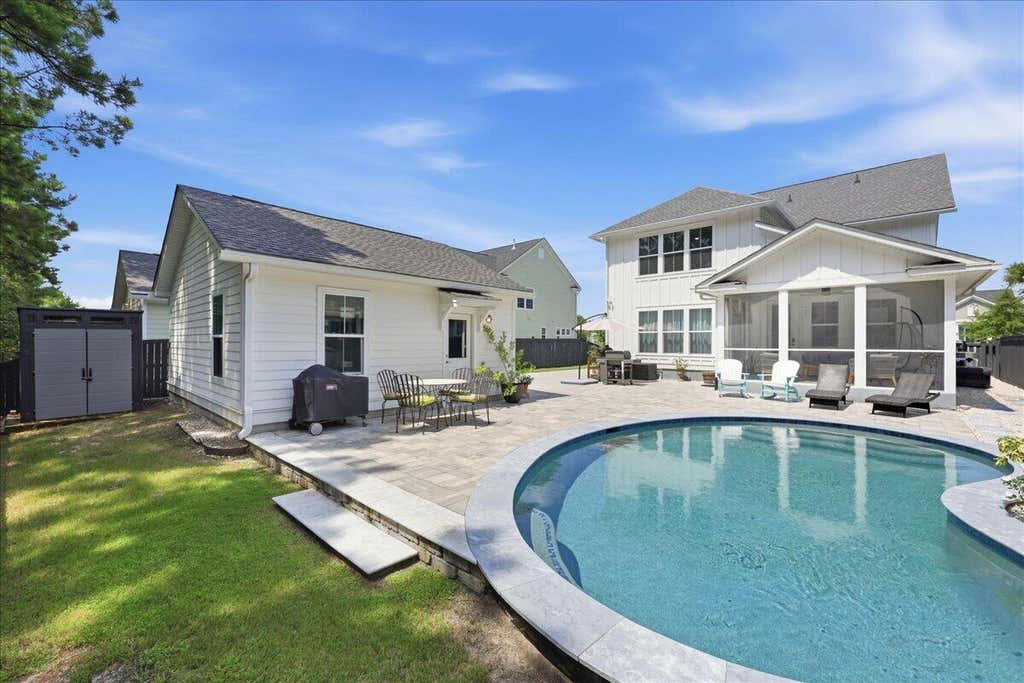 Photo of 158 Hewitt Street, Summerville, SC 29486 (MLS # 26022866)