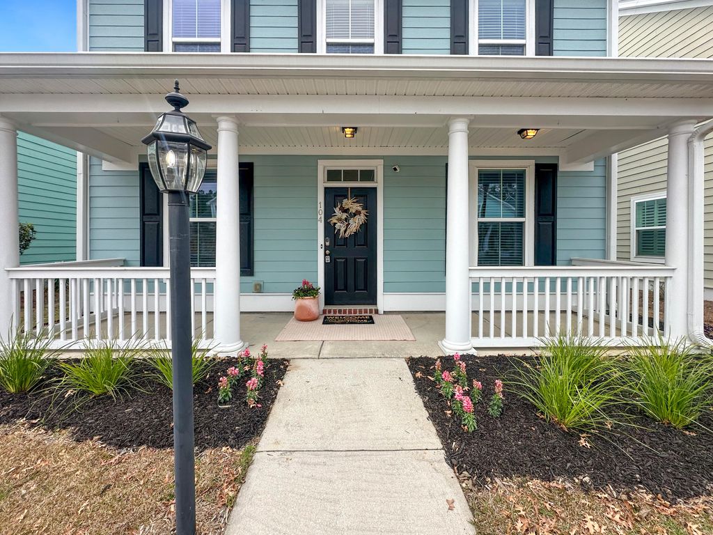 Photo of 104 Crossandra Avenue, Summerville, SC 29483 (MLS # 26005263)