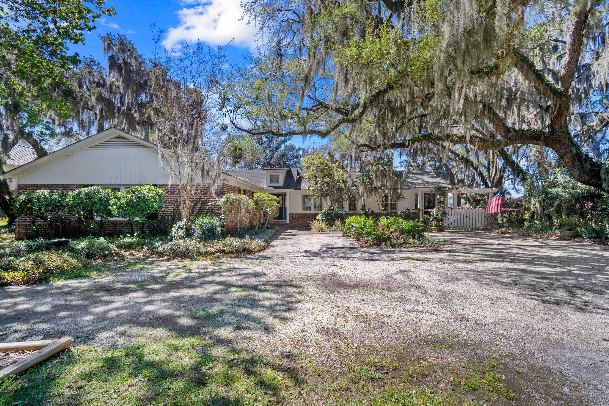 115 S Hermitage Road, Beaufort, SC, 29902