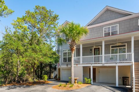 300 Kinloss Country Lane Mount Pleasant SC 29466