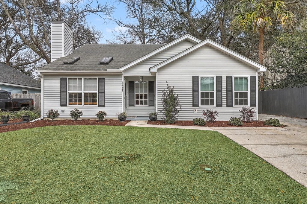Photo of 1748 Orange Grove Shores Drive, Charleston, SC 29407 (MLS # 26006180)