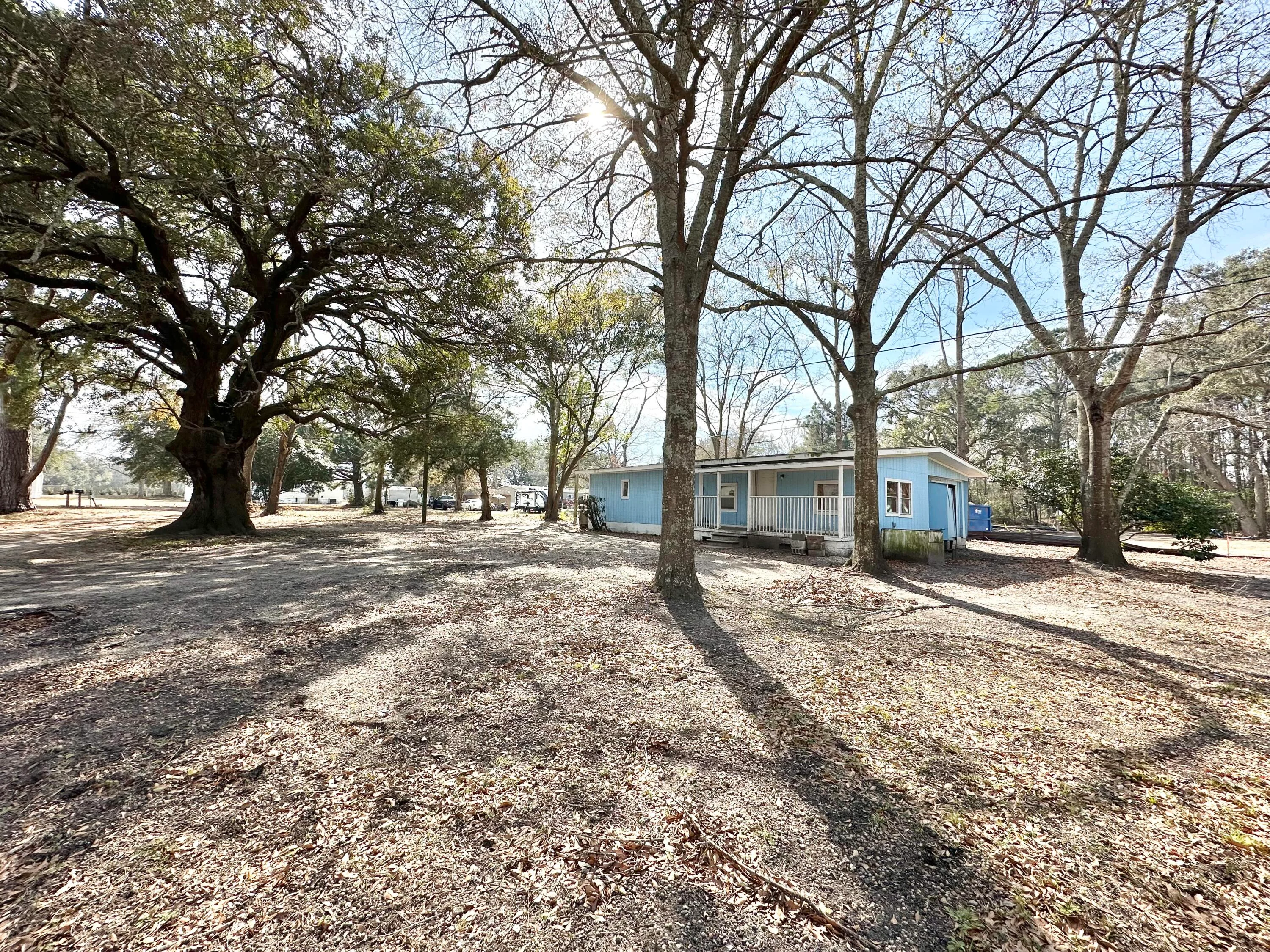 1645 Cuffy Lane