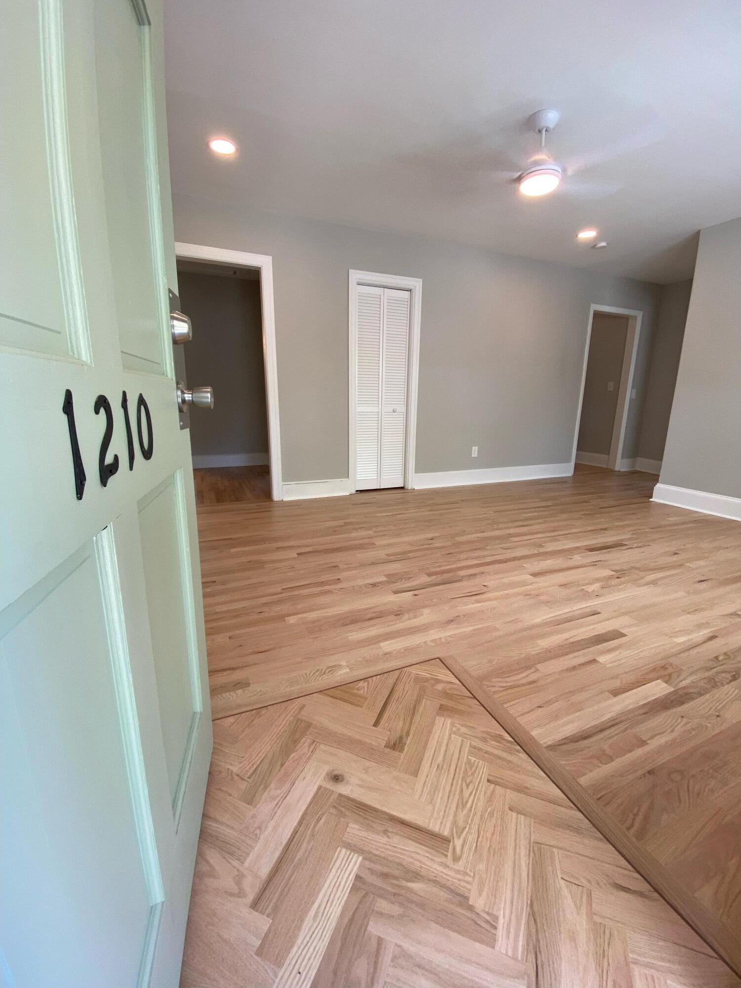 1210 Sunnyside Drive