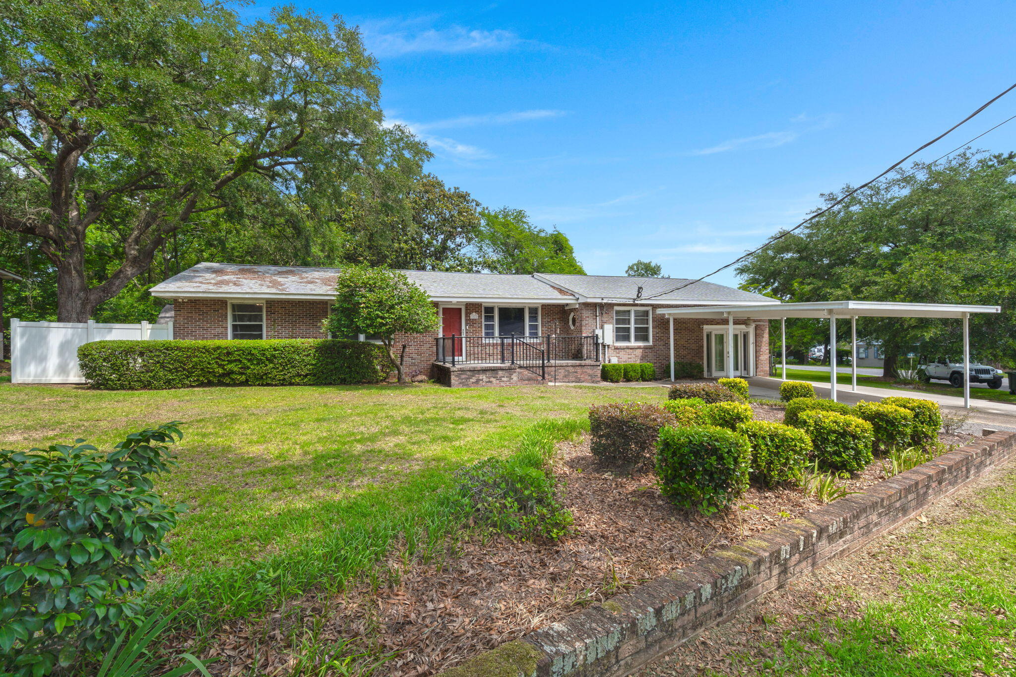 1022 Riverview Drive